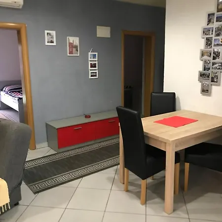 Modern Cozy In Centre Apartamento